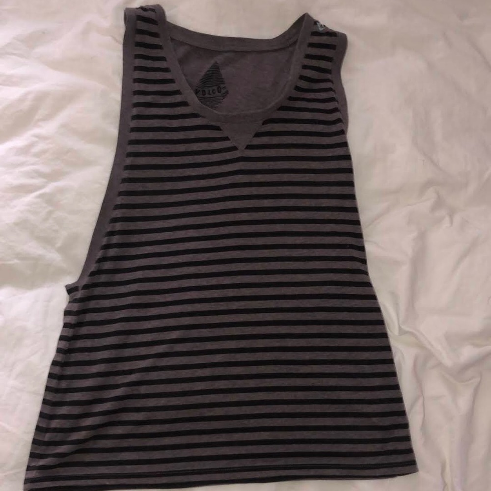 Volcom tank top